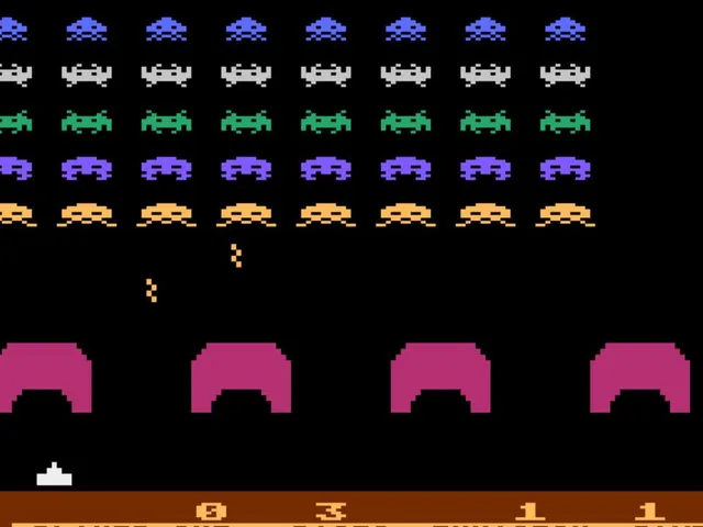 Deluxe Invaders