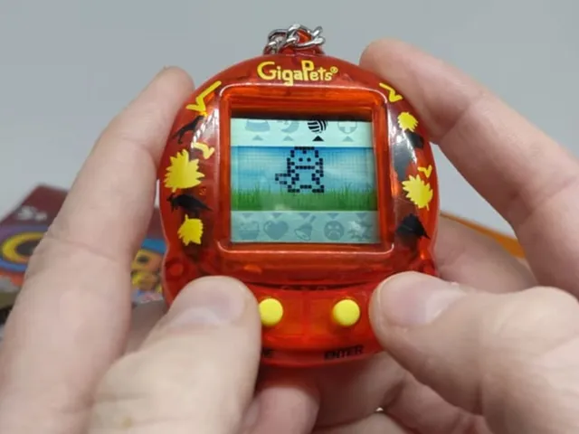 Giga Pets: Baby T-Rex