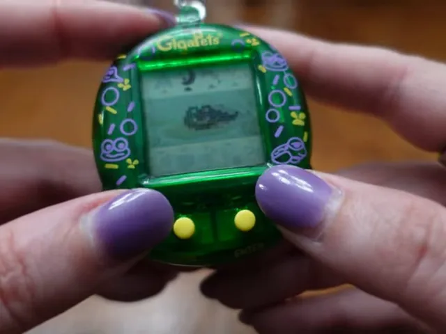 Giga Pets: Floppy Frog
