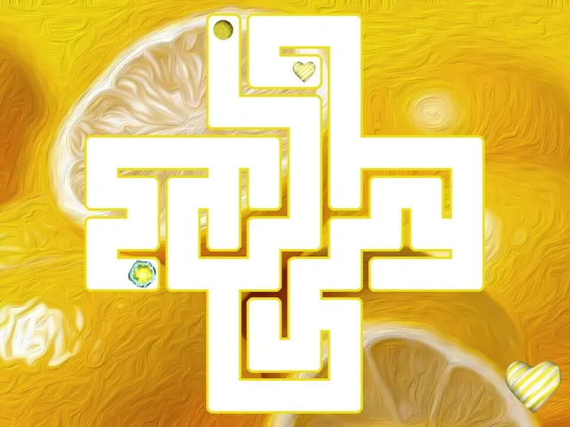 Maze Art: Yellow