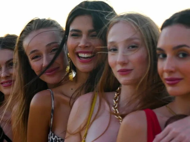 Speed Dates: Summer Edition