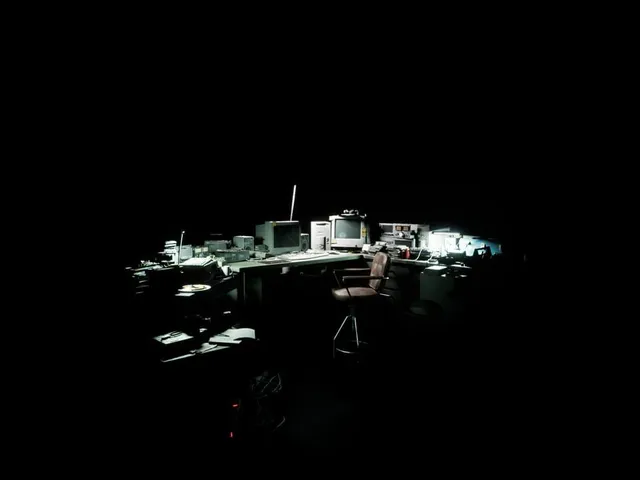 8AM