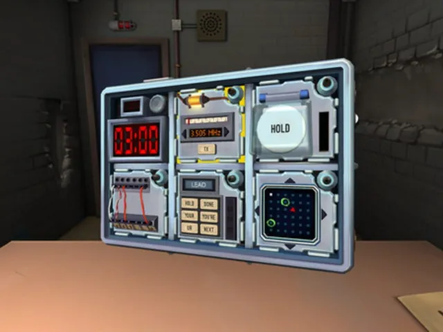 Keep Talking and Nobody Explodes